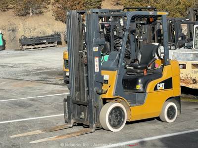 2019 Caterpillar 2C5000 5,000 lbs Warehouse Forklift Lift Truck LPG bidadoo