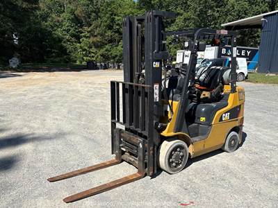 2021 Caterpillar 2C5000 5,000 lbs Industrial Warehouse Forklift Truck bidadoo