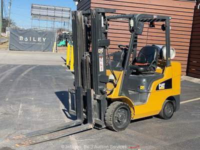 2017 Caterpillar 2C6000 6,000 lbs Industrial Forklift Lift Truck LPG bidadoo