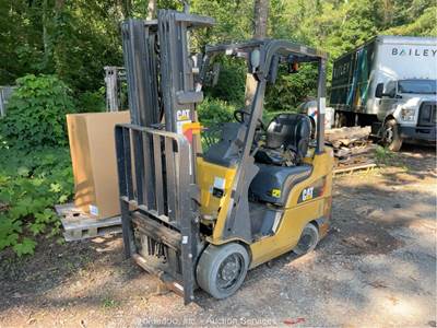 2017 Caterpillar 2CC4000 4,000 lbs Warehouse Forklift Truck Lift bidadoo -Repair