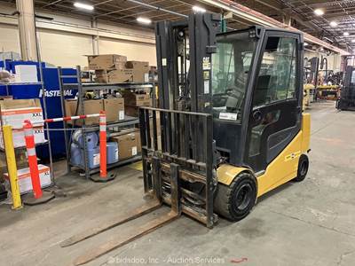 2015 Caterpillar 2EP6500 6,610 lbs Electric Electric Forklift Lift -Parts/Repair