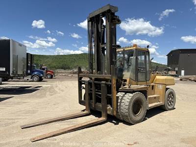 2004 Caterpillar DP135 30,000 lb Rough Terrain Diesel Forklift Truck Cab bidadoo