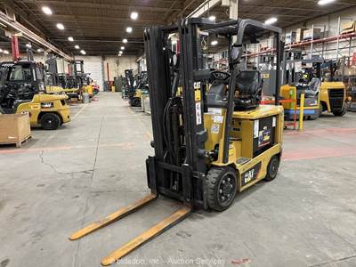 2018 Caterpillar EC25N2 4,450 lbs Class Electric Forklift Lift -Parts/Repair