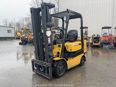 Caterpillar GC25K 5,000 lbs Class Forklift Warehouse Lift Truck -Parts/Repair