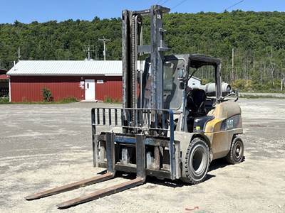 2015 Caterpillar GP55N1 12,000 lbs Industrial Forklift Cab Lift Truck bidadoo