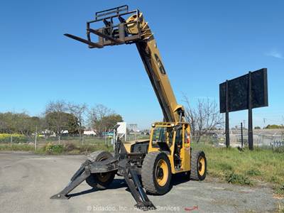 2011 Caterpillar TL1055 55' 10,000 lbs Telescopic Diesel Reach Forklift bidadoo