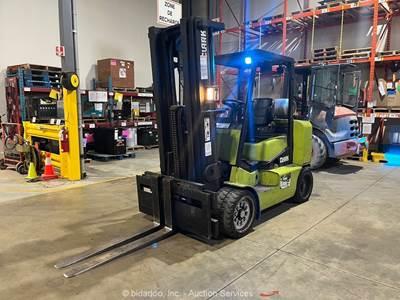 2000 Clark CGC-50 9,500 lbs Industrial Warehouse Forklift Lift Truck bidadoo
