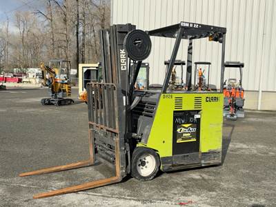 Clark ESMII-22 4,500 LB 3-Wheel Electric Forklift Lift Truck 36V bidadoo -Repair