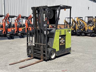 Clark ESMII-25 4,000 LB Forklift Electric Warehouse Lift Truck bidadoo -Repair