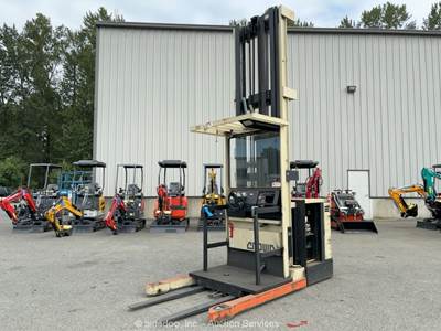 2003 Crown 15SP48TT 1,500 lbs Electric Forklift Order Picker Lift Truck bidadoo