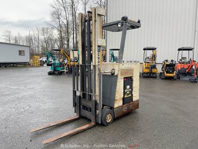 Crown 30RCTL 3,000 LBS Electric Warehouse Industrial Forklift -Parts/Repair