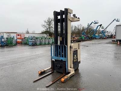 Crown 35RRTT 3,500 LB Electric Warehouse Stacker Reach Fork Lift bidadoo -Repair