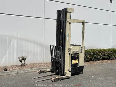 Crown 35RRTT-S 4,000 lbs Class Forklift Warehouse Electric Lift Truck bidadoo