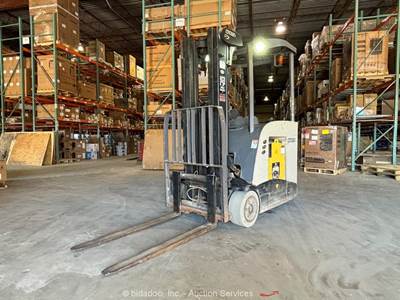 2010 Crown RC5545-40 4,000 lbs Electric Lift Truck 36v Pallet Forklift bidadoo