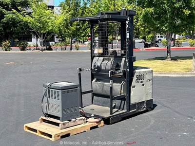 Crown SP 3500-30 3,000 lbs Electric Order Stock Picker Forklift Truck bidadoo