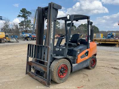 2023 Doosan D35S-9 8,000 lbs Industrial Forklift Lift Truck bidadoo -Repair