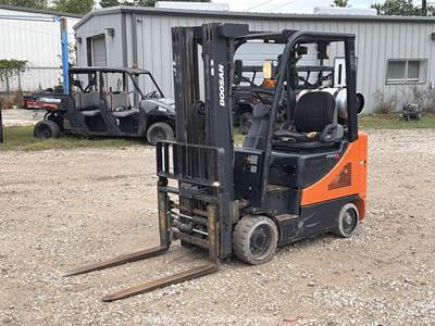 2017 Doosan GC18S-5 3,500 lbs Class Warehouse Forklift Lift Truck LPG bidadoo