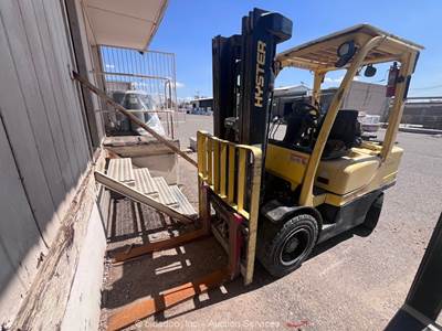 2015 Hyster H60FT 6,000 lbs Industrial Warehouse Forklift Truck -Parts/Repair