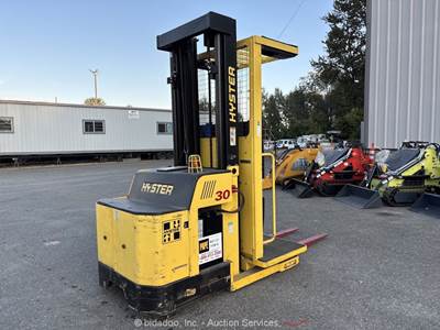 2012 Hyster R30XM 3000 lbs Electric Order Picker Forklift Lift Truck bidadoo