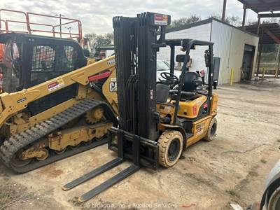 2018 Hyundai 25G-7M 5,000 lbs Industrial Warehouse Forklift Truck -Parts/Repair