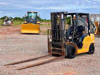 Hyundai 30D-9 6,000 lbs Class industrial Forklift Lift Truck Diesel bidadoo