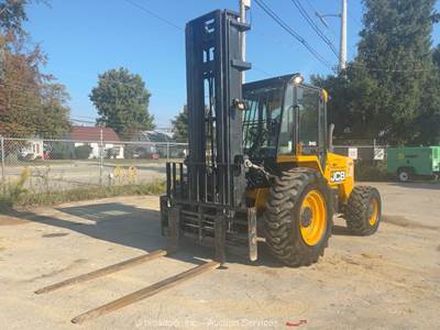 2018 JCB 940 4WD 8,000 lbs Rough Terrain Forklift Lift Truck Diesel bidadoo