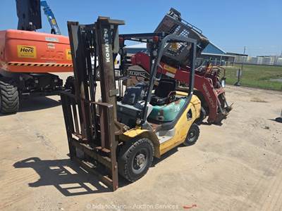 2008 Komatsu FD25T-16 5,000 lb Warehouse Industrial Forklift Truck -Parts/Repair