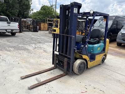 Komatsu FG25STLP-12 5,000 lbs Industrial Warehouse Forklift Truck LPG bidadoo