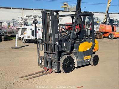 2022 Liugong CLG2025G 5K Pneumatic Warehouse Forklift D/F Lift Truck bidadoo