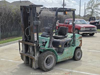 2014 Mitsubishi FD30N 6,000 lb Class Industrial Forklift Lift -Parts/Repair