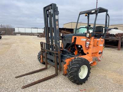 2006 Moffett M55. 5,500 lbs Rough Terrain Forklift Truck Mounted Kubota bidadoo