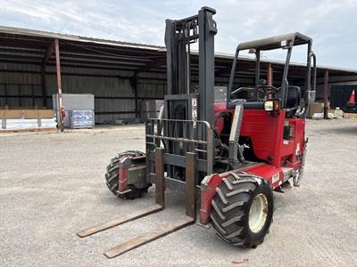 2014 Moffett M8 55.3P 5,500 lbs Rough Terrain Truck Mounted Forklift bidadoo