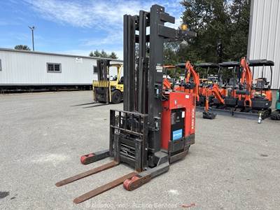 Raymond EASI 4,500 LB Electric Stacker Order Picker Forklift Truck -Parts/Repair