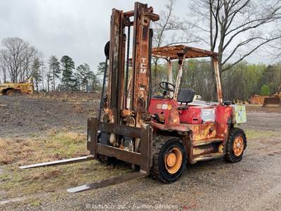 TCM FD70Z7 7-Ton Industrial Rough Terrain Forklift Lift Truck Isuzu bidadoo