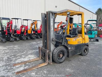 TCM FG25N5T 4,000 lbs Class Industrial Forklift Lift Truck Propane LPG bidadoo