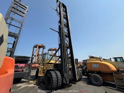 2006 Taylor TECSP157 30,000 lbs Container Handler Forklift Cab bidadoo -Repair