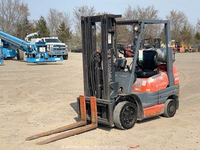 Toyota 6FGCU25 5,000 lbs Class Warehouse Forklift Lift Truck LPG S/S bidadoo