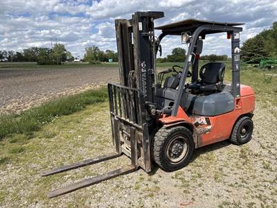 2011 Toyota 7FDU30 6,000 lbs Class Industrial Forklift Lift Truck Diesel bidadoo