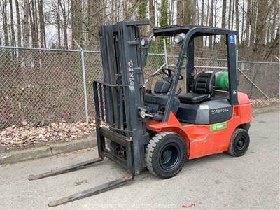2015 Toyota 7FGU25 4,500 lbs Forklift Warehouse Lift Truck Dual Fuel bidadoo