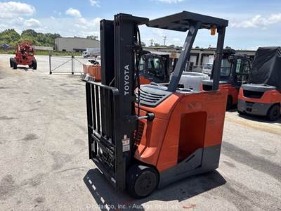 Toyota 8BNCU20 4,000 lbs Industrial Warehouse Electric Forklift Truck bidadoo