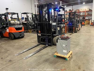 2022 Toyota 8FBCU25 5,000 lb Class Electric Warehouse Forklift Truck bidadoo