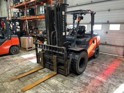 2018 Toyota 8FD45U 9,700 lbs Industrial Warehouse Forklift Truck Diesel bidadoo