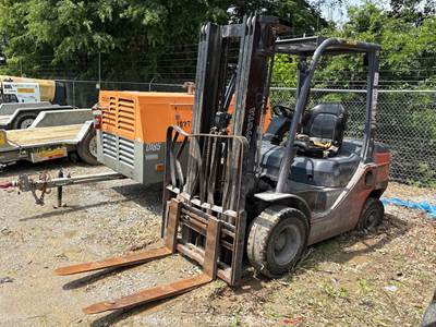 2021 Toyota 8FDU25 5,000 lbs Industrial Warehouse Forklift LPG bidadoo -Repair