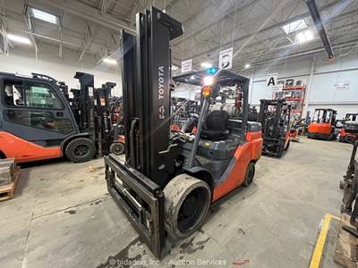 2017 Toyota 8FGC70U 13,800 lbs Warehouse Forklift Lift Truck bidadoo -Repair