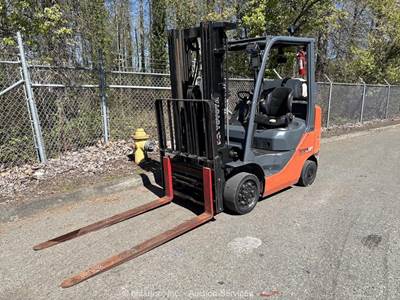 Toyota 8FGCU25 5000 lb Class Long Fork Hyd Forklift Warehouse Lift Truck bidadoo