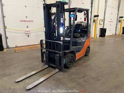 2020 Toyota 8FGCU25 5,000 lbs Class Industrial Warehouse Forklift Lift bidadoo