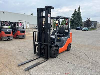 2018 Toyota 8FGCU30 6,000 lbs Industrial Warehouse Forklift Truck LPG bidadoo