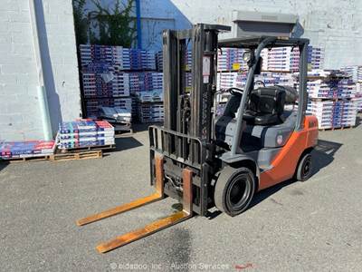 2012 Toyota 8FGU25 5,000 lbs Class Industrial Warehouse Forklift -Parts/Repair