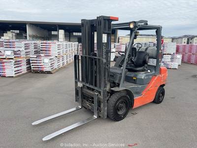 2012 Toyota 8FGU25 5,000 lbs Industrial Warehouse Forklift Lift Truck bidadoo