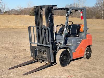 2019 Toyota 8FGU25 5,000 lbs Industrial Warehouse Forklift Lift Truck bidadoo